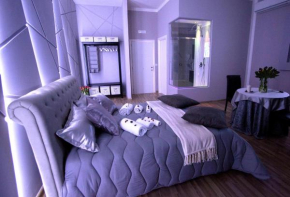 Отель REGGIA & DINTORNI ROOMS A CASERTA  Казерта